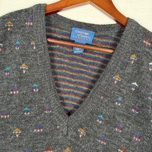 VTG Cambridge Classics Mervyns Mens L AOP Wool Blend V-Neck Sweater Vest Italy